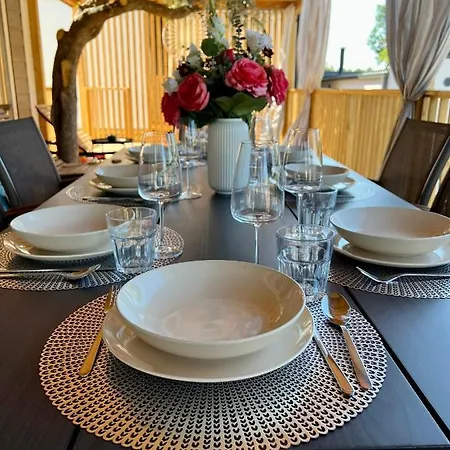 בית נופש Family Grand De Luxe Mobilhome סלצה