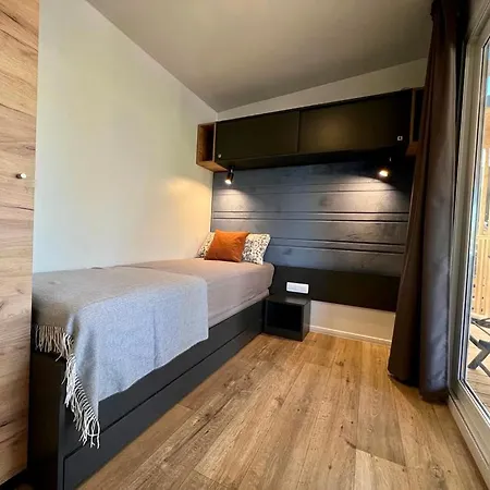 בית נופש Family Grand De Luxe Mobilhome