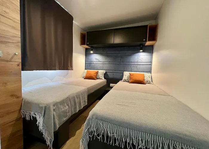Nyaraló Family Grand De Luxe Mobilhome Selce