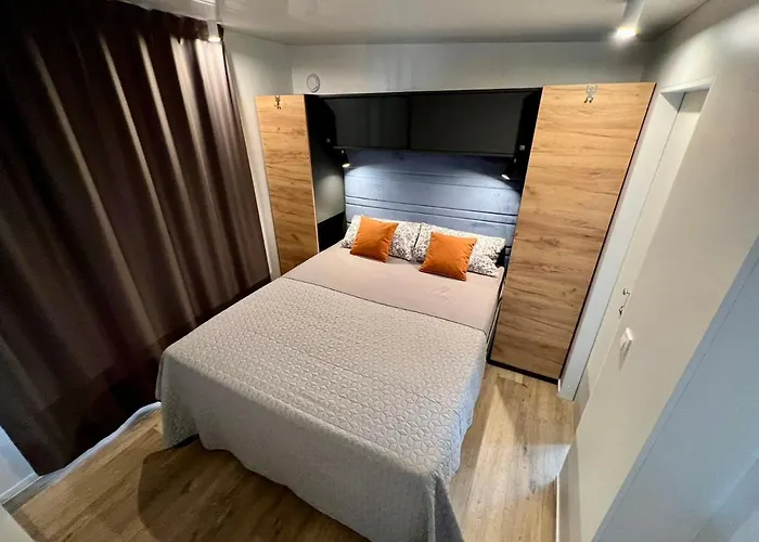 Family Grand De Luxe Mobilhome Nyaraló *