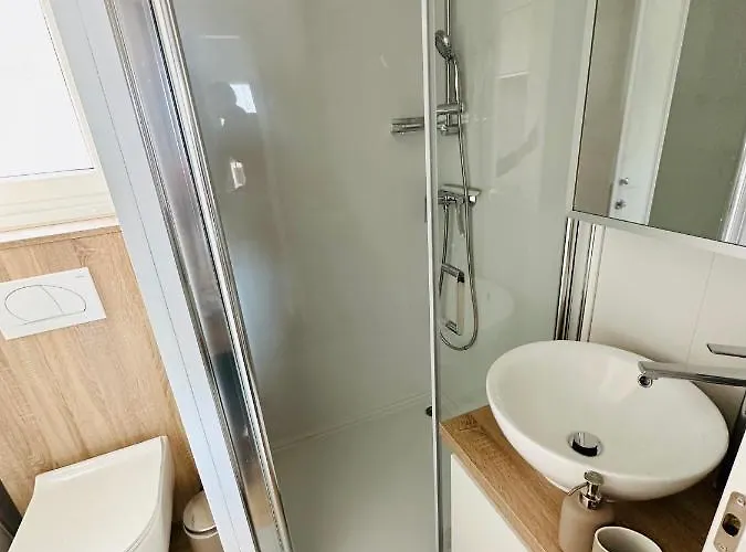 Nyaraló Family Grand De Luxe Mobilhome Selce