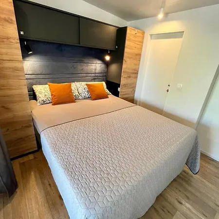 بيت للعطل Family Grand De Luxe Mobilhome