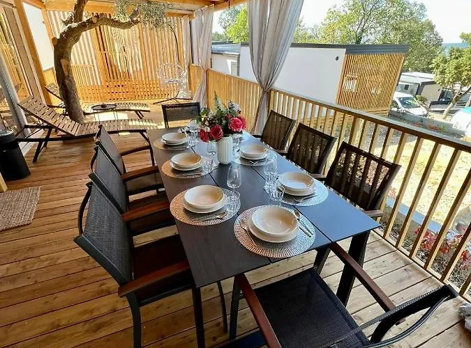 Family Grand De Luxe Mobilhome Dom wakacyjny Selce